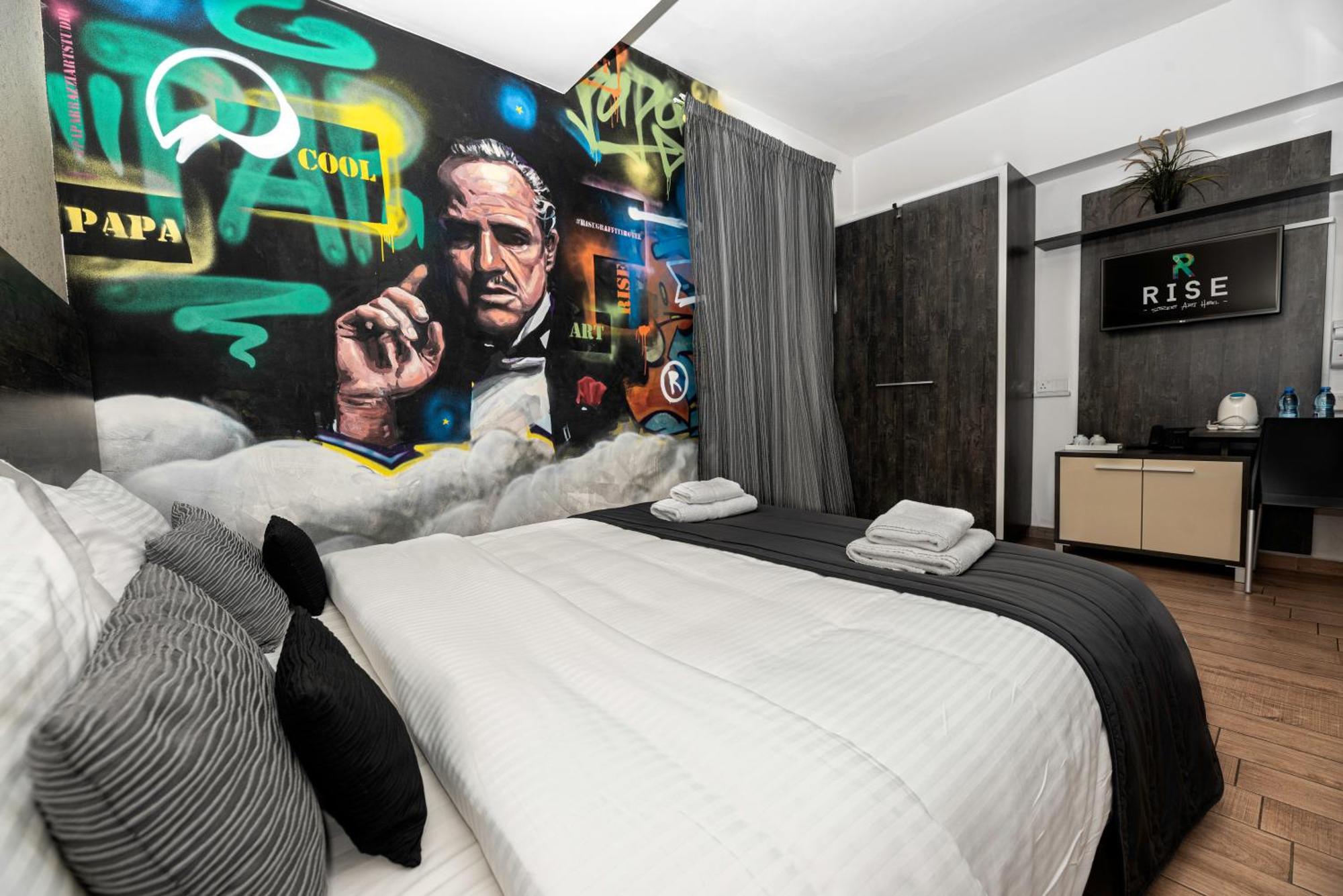 Rise Street Art Hotel Larnaca Buitenkant foto