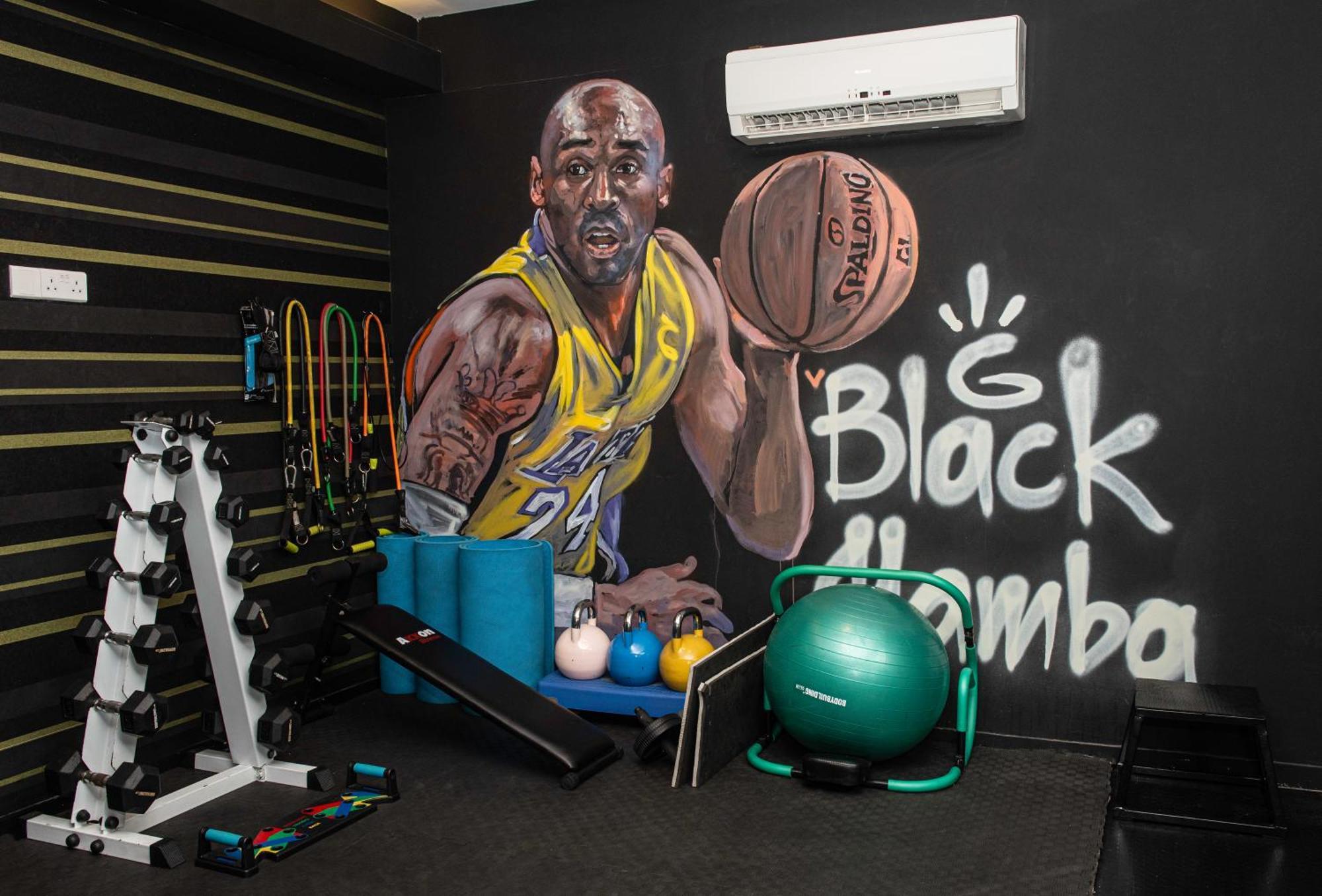 Rise Street Art Hotel Larnaca Buitenkant foto